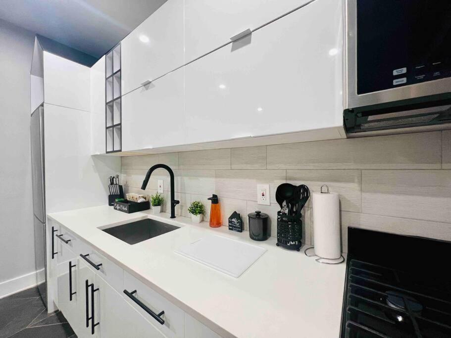 2 Bedroom Apartment, Close To Nyc & Downtown Jc! ジャージーシティ エクステリア 写真