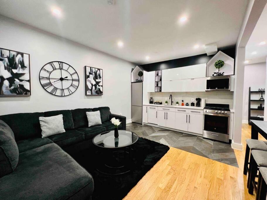 2 Bedroom Apartment, Close To Nyc & Downtown Jc! ジャージーシティ エクステリア 写真